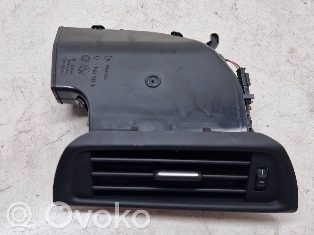 BMW 7 F01 F02 F03 F04 Moldura protectora de la rejilla de ventilación lateral del panel 