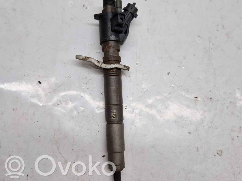 Volvo XC60 Fuel injector 