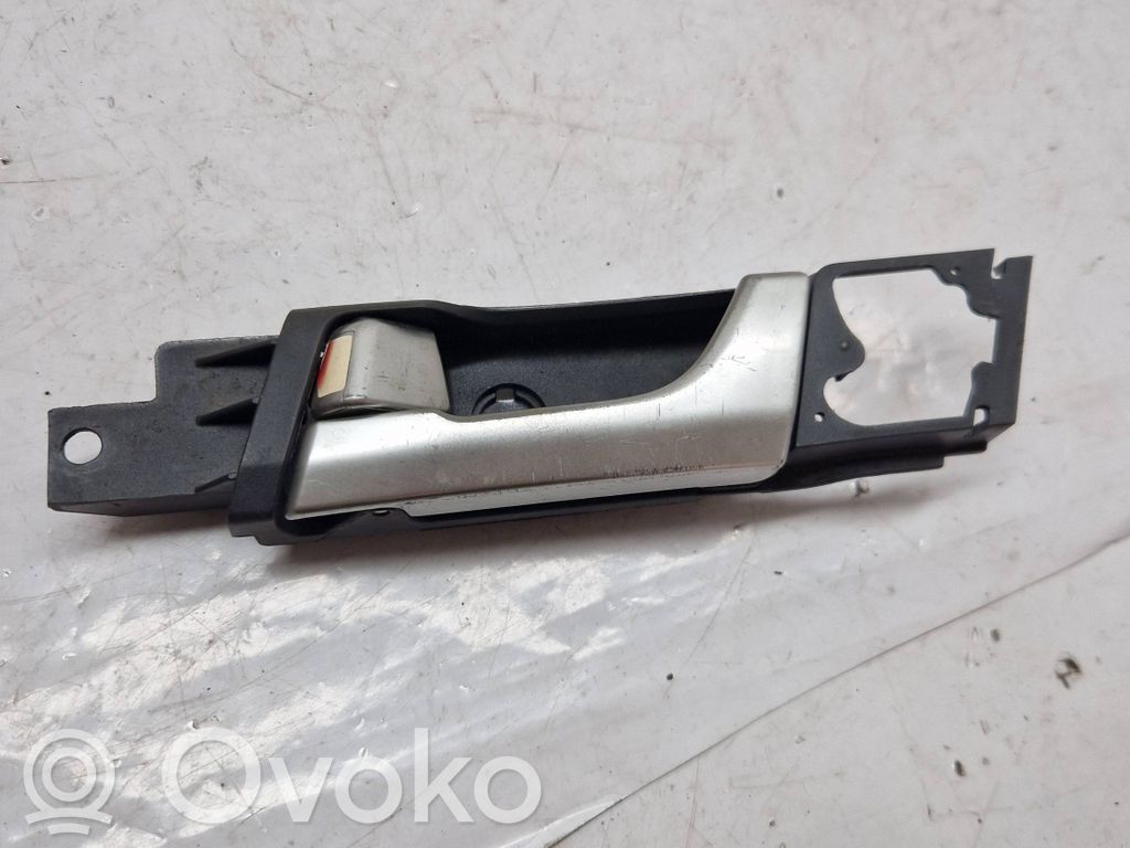 Chevrolet Captiva Galinė atidarymo rankenėlė (vidinė) 
