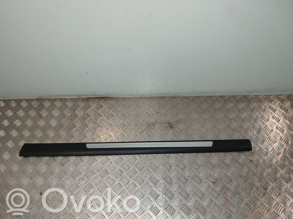 Audi A6 S6 C6 4F Listwa progowa przednia 