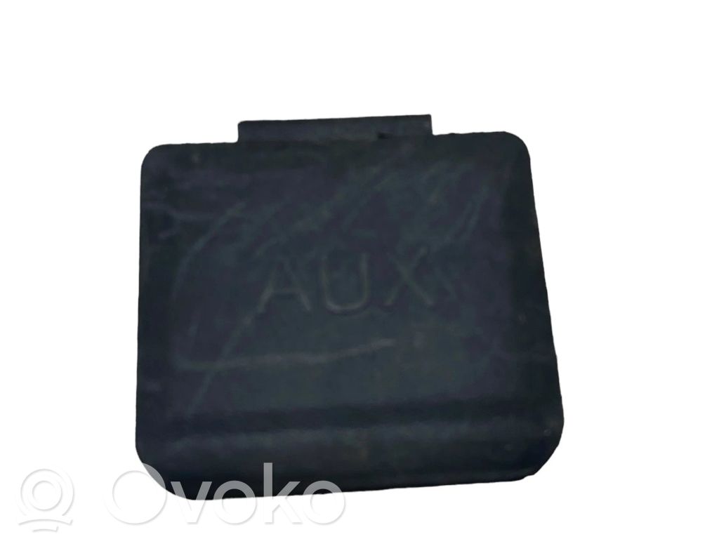 Opel Meriva B Conector priză AUX 
