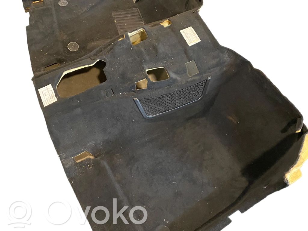 Wykładzina podłogowa przednia   6968903,1030333,108668903,53964201