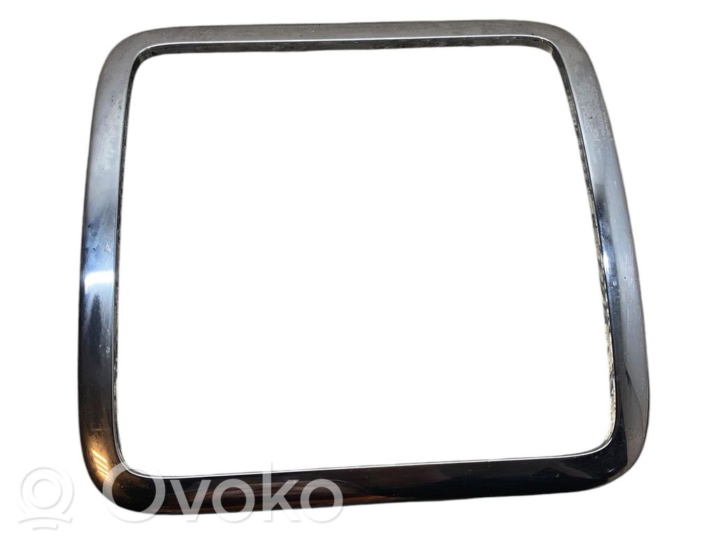 Jeep Grand Cherokee (WK) Consola de plástico de la palanca de cambios 