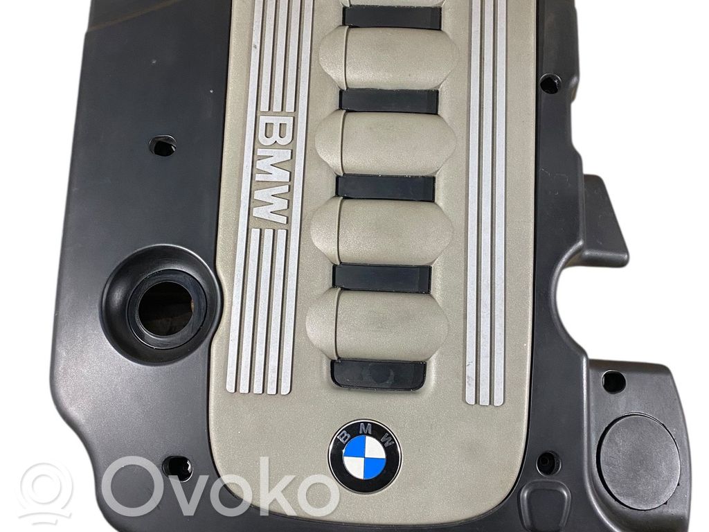 BMW 5 E60 E61 Variklio dangtis (apdaila) 