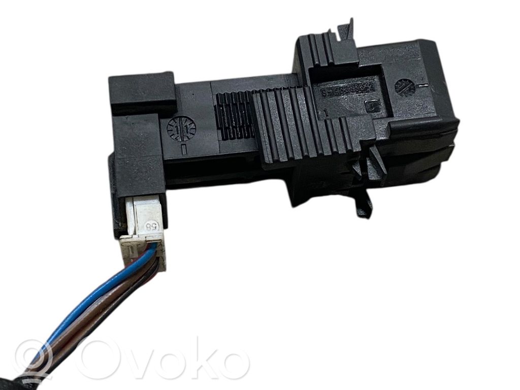BMW 5 F10 F11 Interruttore del pedale del freno 