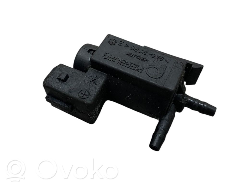 BMW 5 F10 F11 Solenoid supapă turbosuflantă 