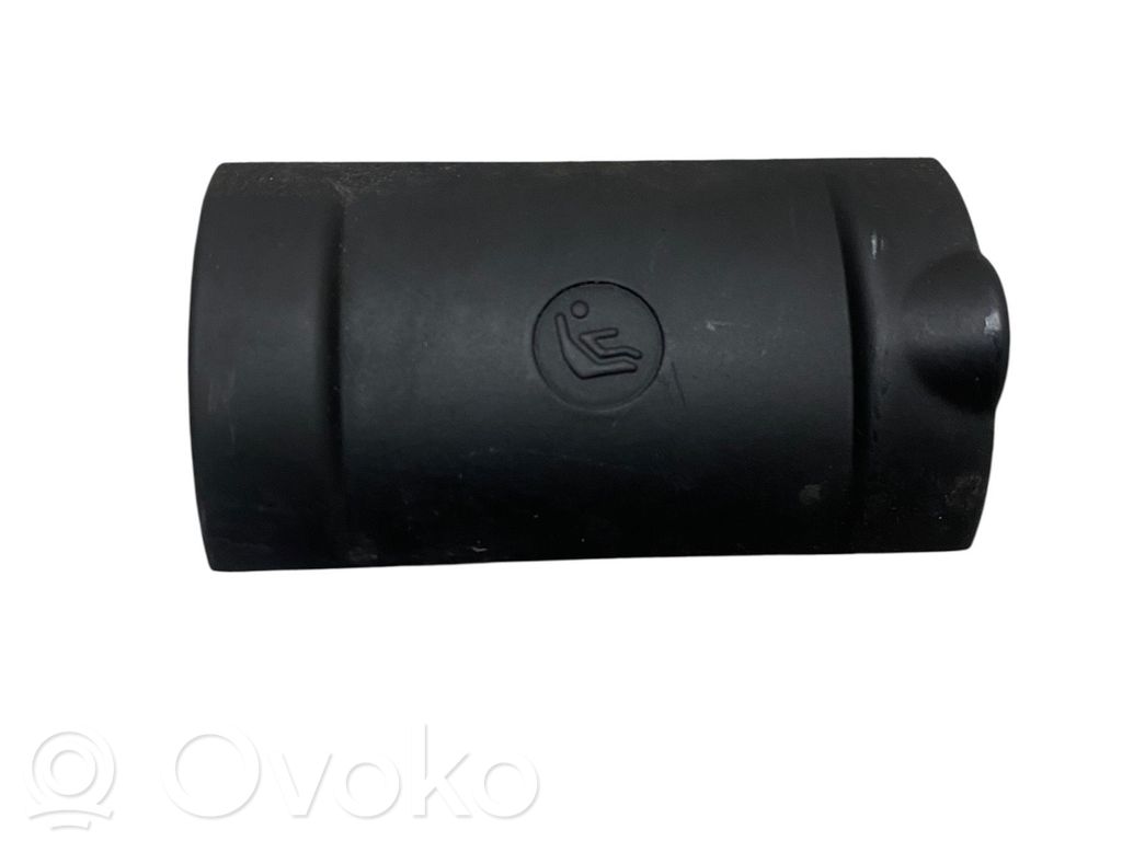 BMW 5 E60 E61 ISOFIX dangtelis 