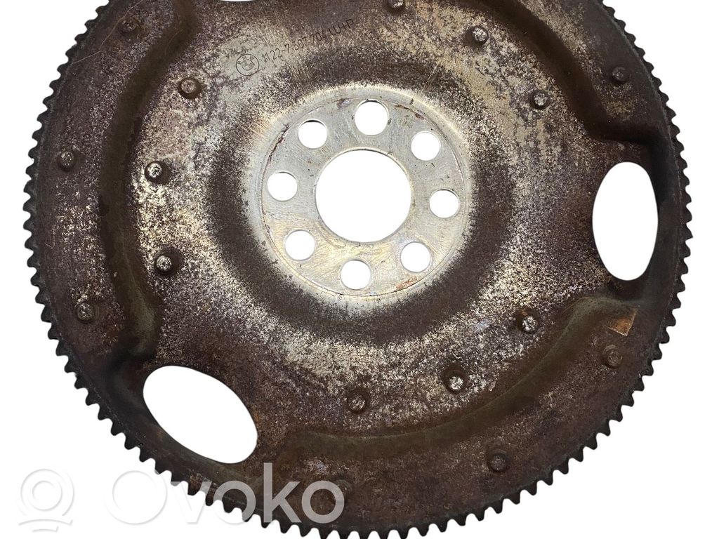 Vauhtipyörä   7507704