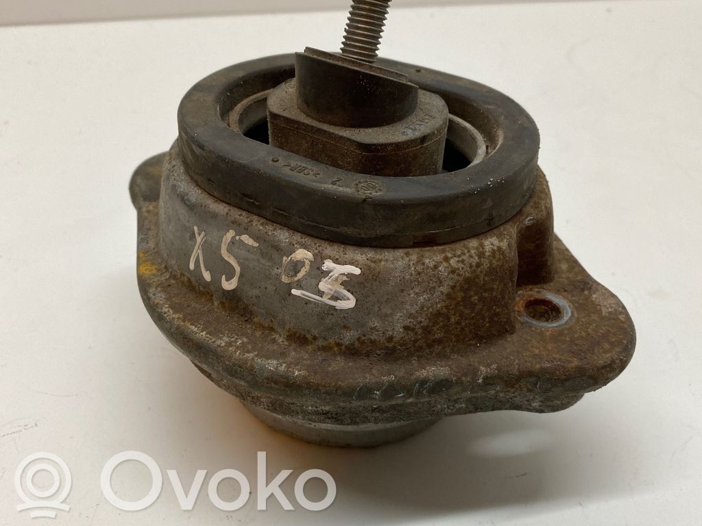 BMW X5 E53 Engine mount bracket 