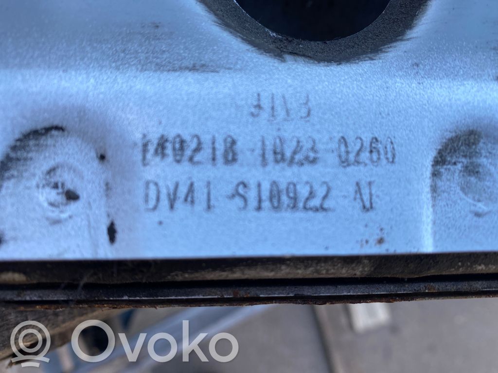 Ford Kuga II Etupuskurin poikittaistuki 