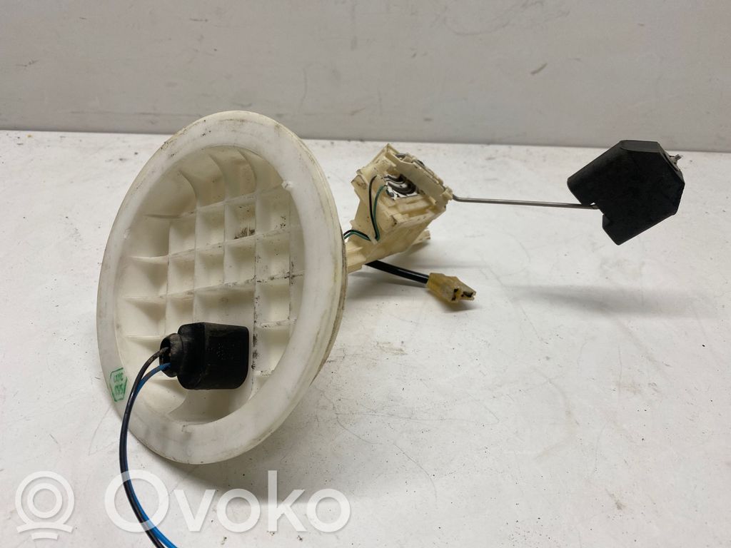 Audi A6 S6 C5 4B Sensor de nivel de combustible 