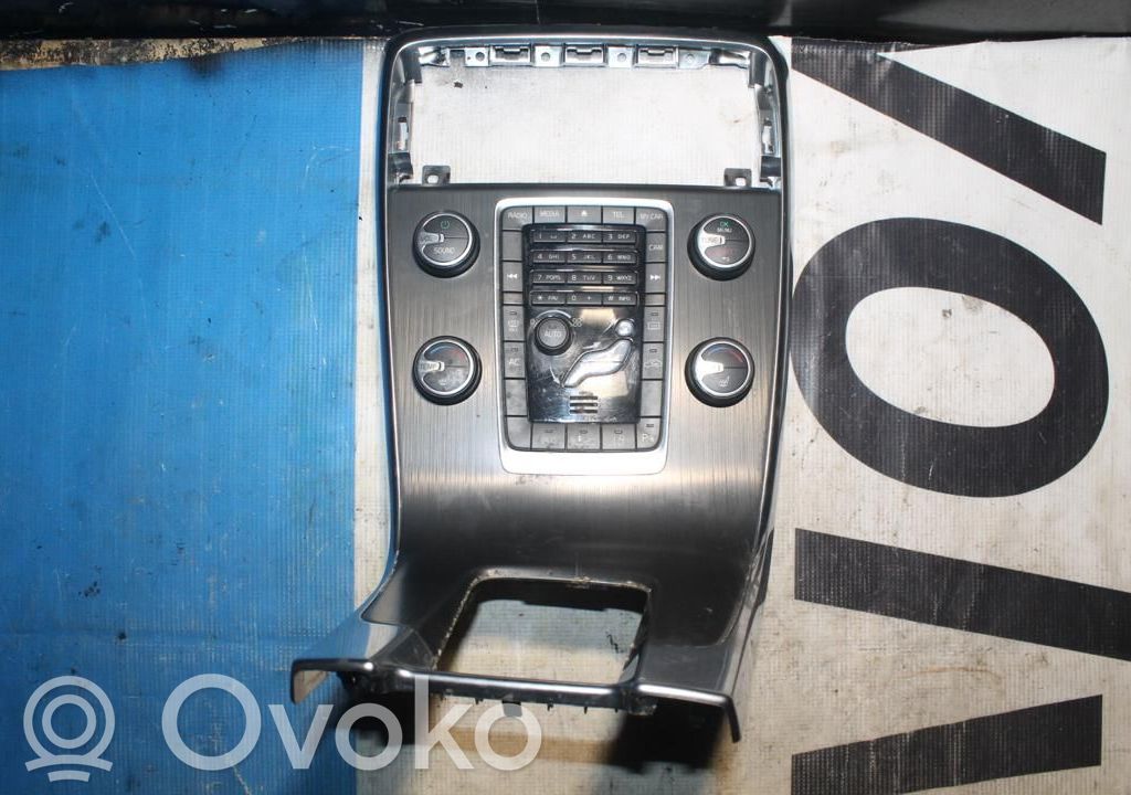 Climate control unit   30781498,A13848