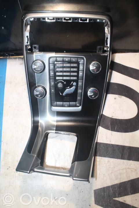 Volvo S60 Center console 