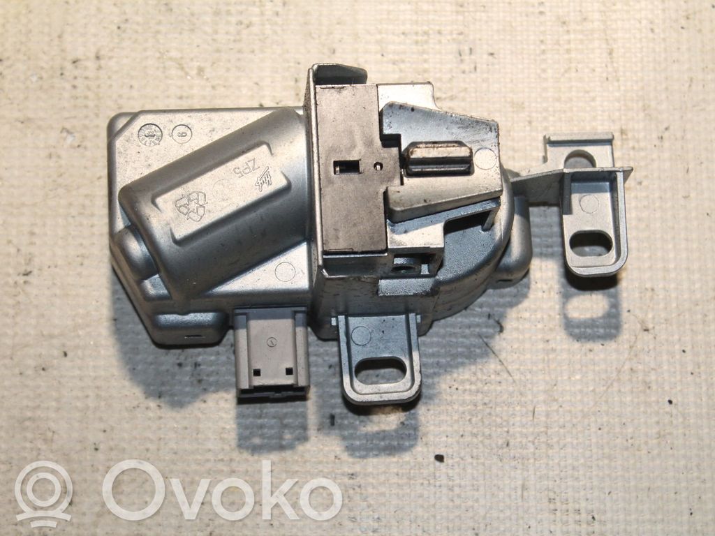 Volvo V40 Stūres atslēga 