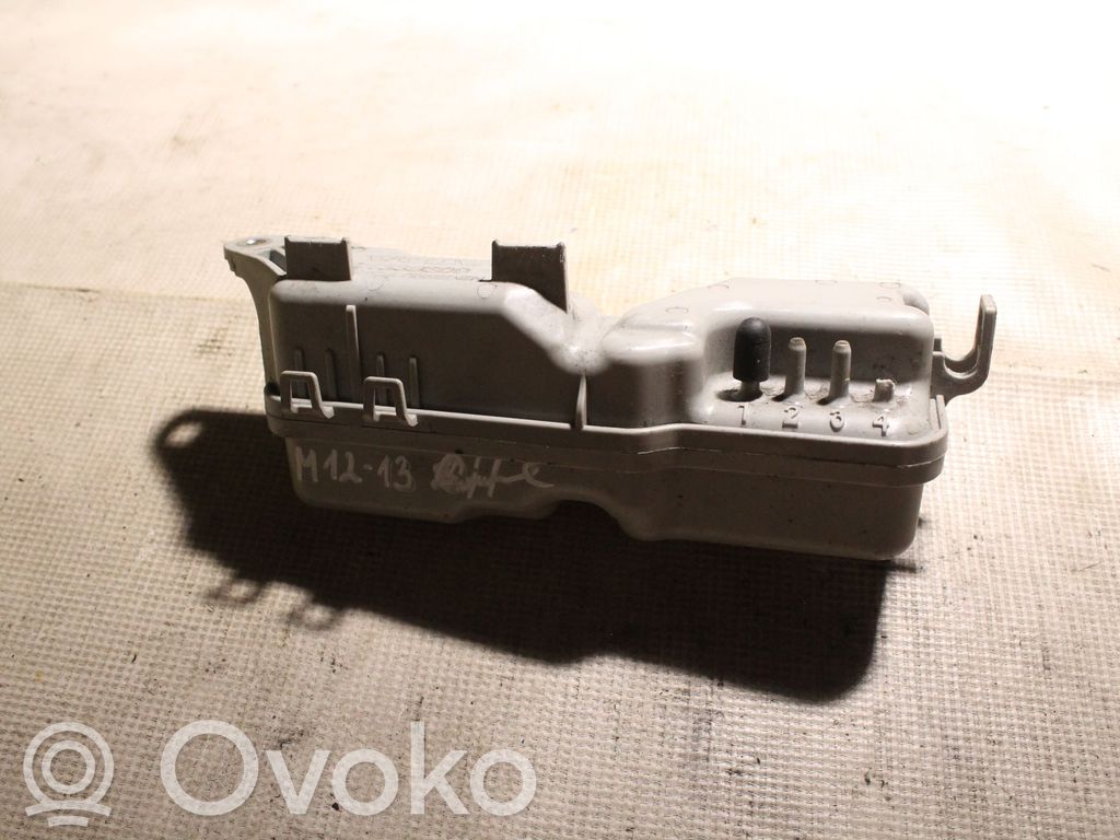 Volvo XC60 Vacuum air tank 