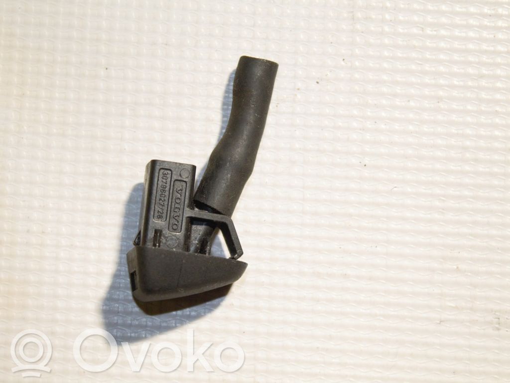 Volvo XC60 Dysza spryskiwacza szyby tylnej 