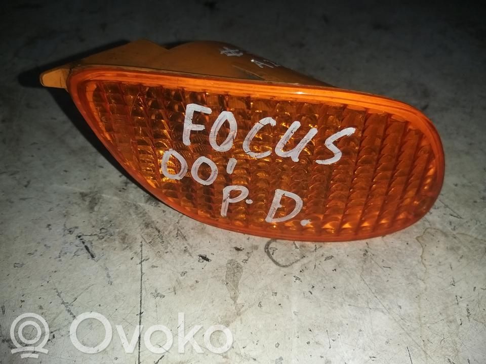Ford Focus Aizmugurējais lukturis virsbūvē 