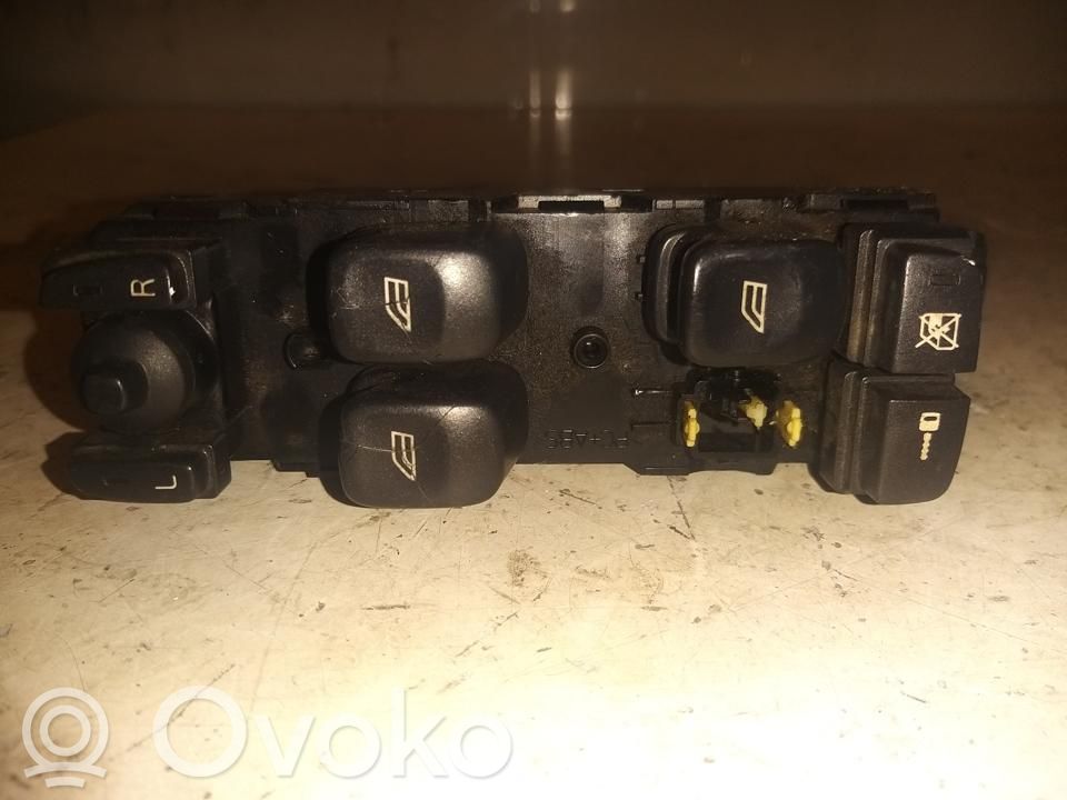 Volvo XC90 Electric window control switch 