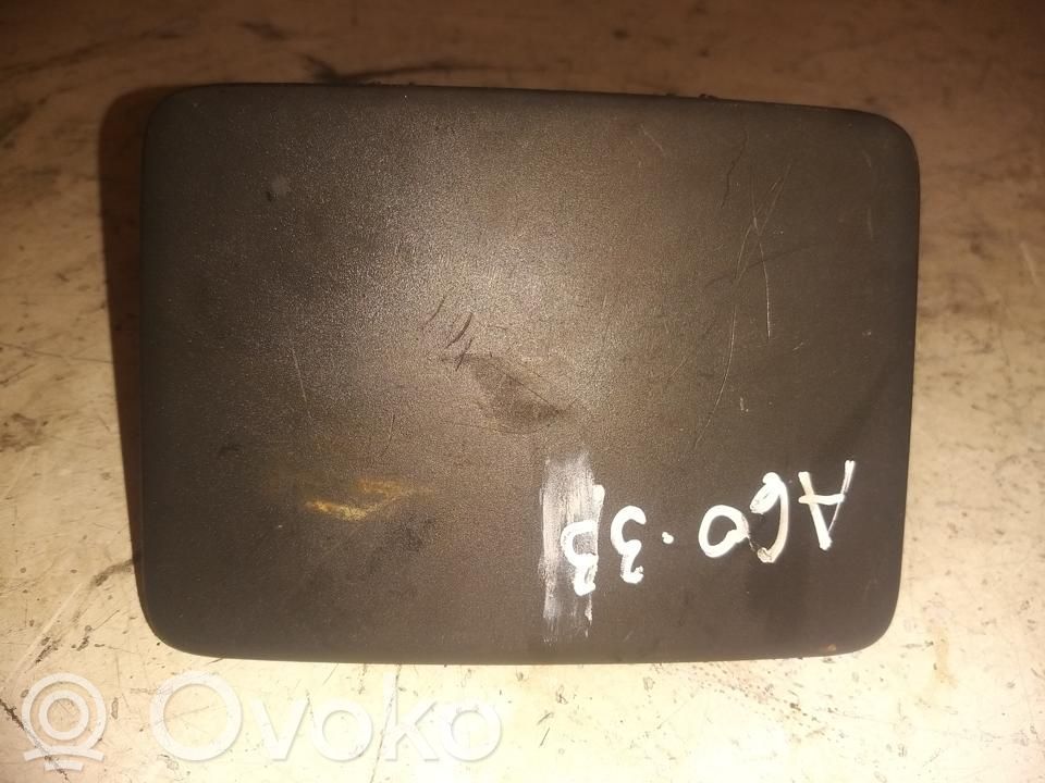 Volvo S60 Peleninė (priekyje) 