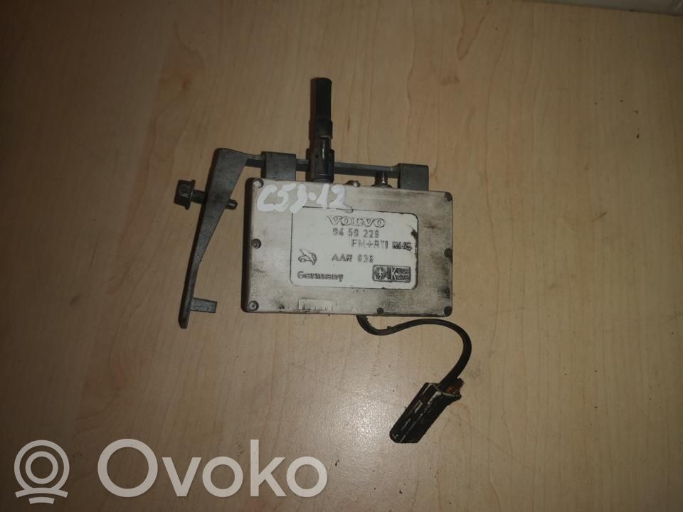 Volvo XC70 Antenos stiprintuvas 