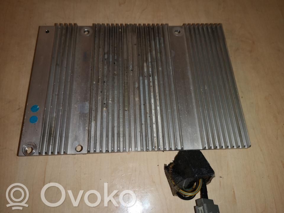 Volvo V50 Garso stiprintuvas 