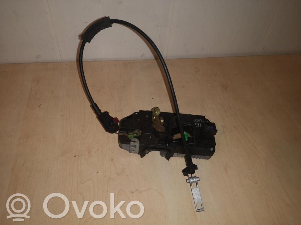 Saab 9-5 Aizmugurē slēdzene 