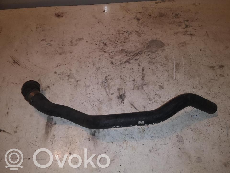 BMW 1 E82 E88 Engine coolant pipe/hose 