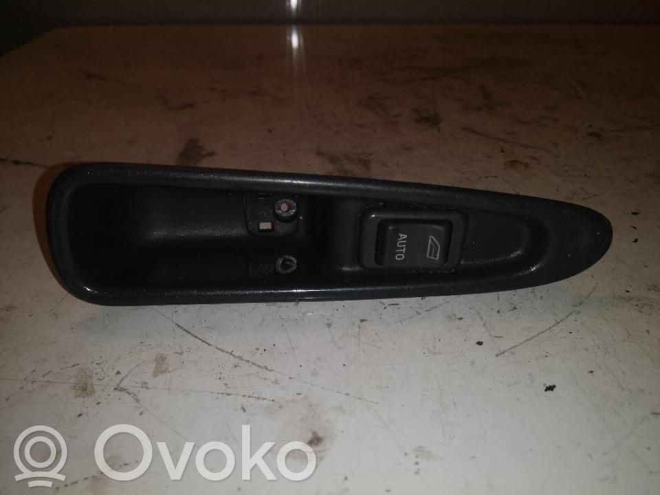 Volvo S40, V40 Electric window control switch 