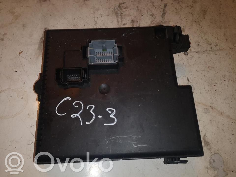 Volvo XC90 Juego de caja de fusibles 