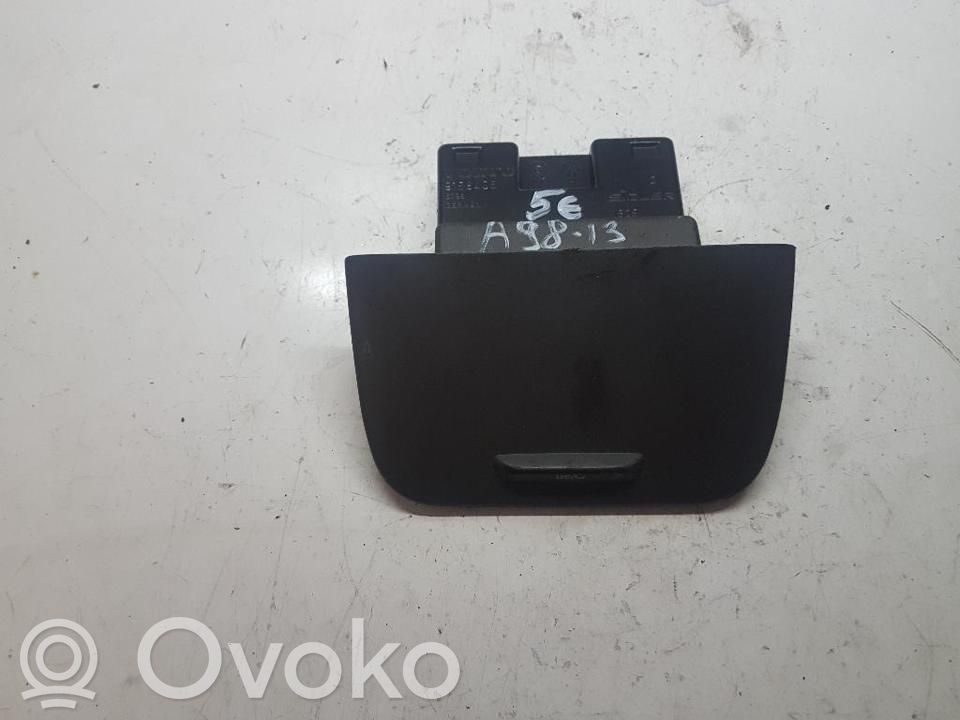 Ashtray (front)   9158406,A9813