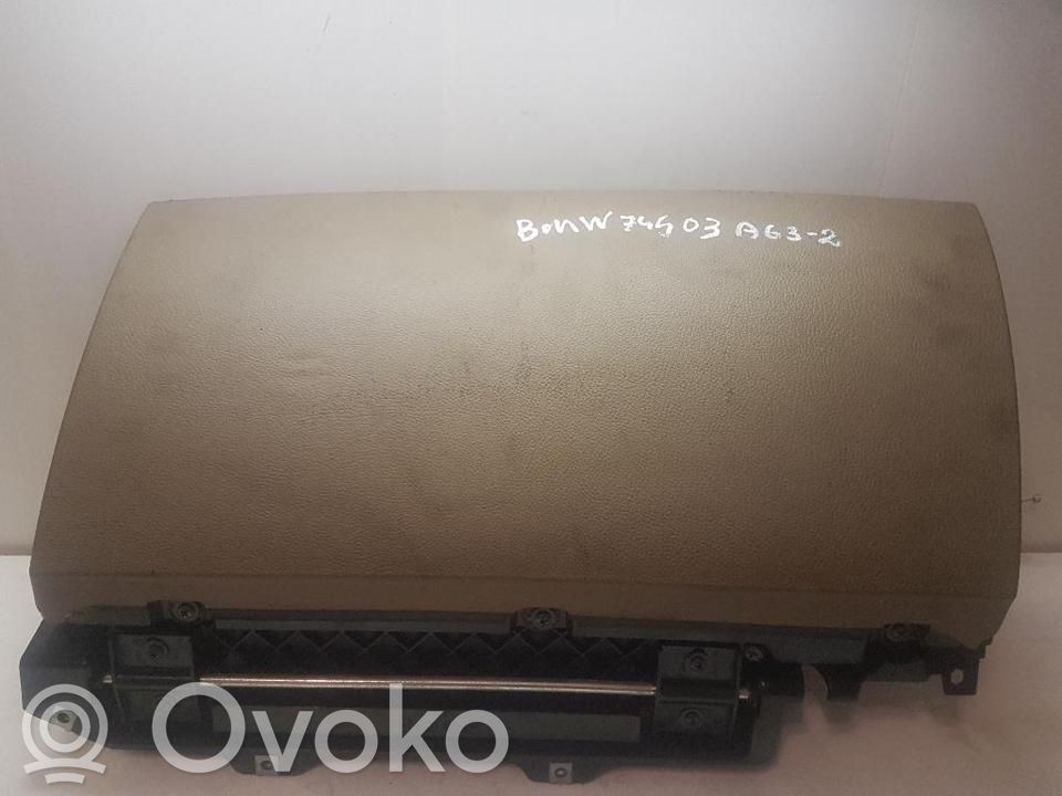 BMW 7 E65 E66 Daiktadėžės (bordačioko) komplektas 