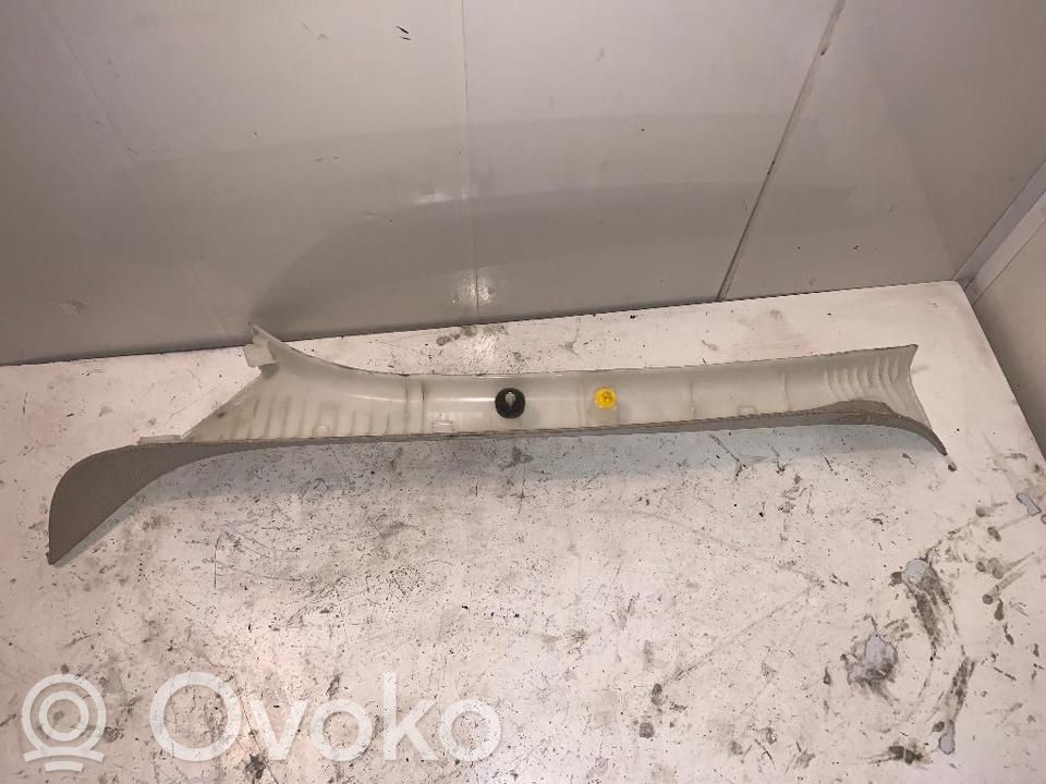 Volvo XC60 (A) Revêtement de pilier 
