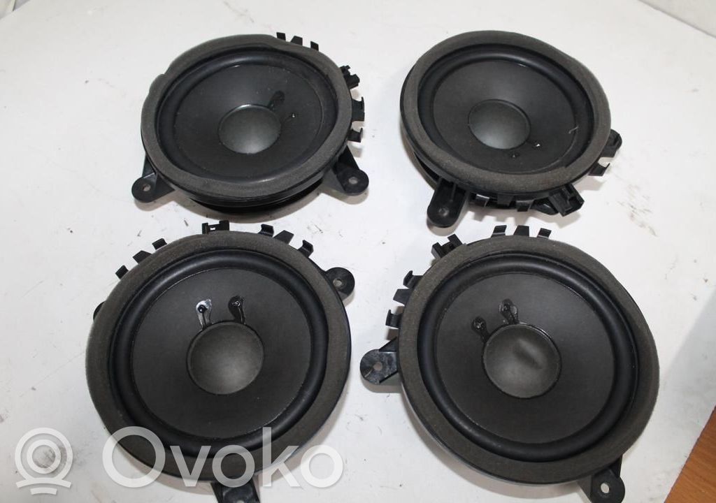 Kit del sistema de audio   30657445,D6920