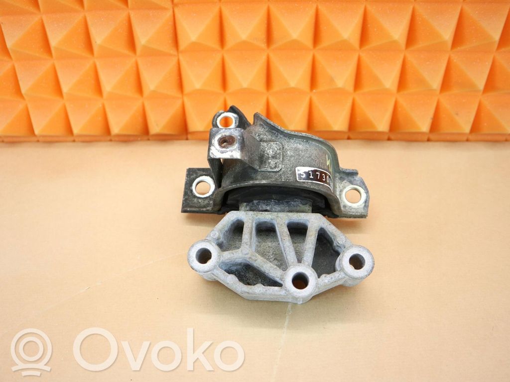 Ford Ka Engine mount bracket 