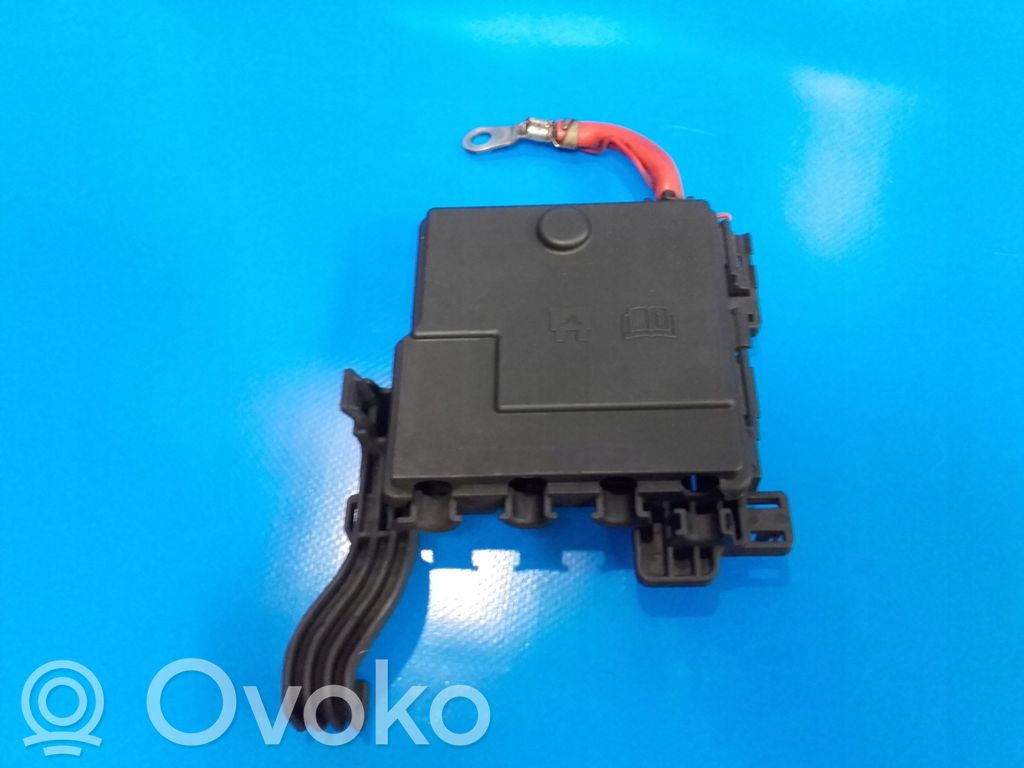 Volvo C30 Fuse module 
