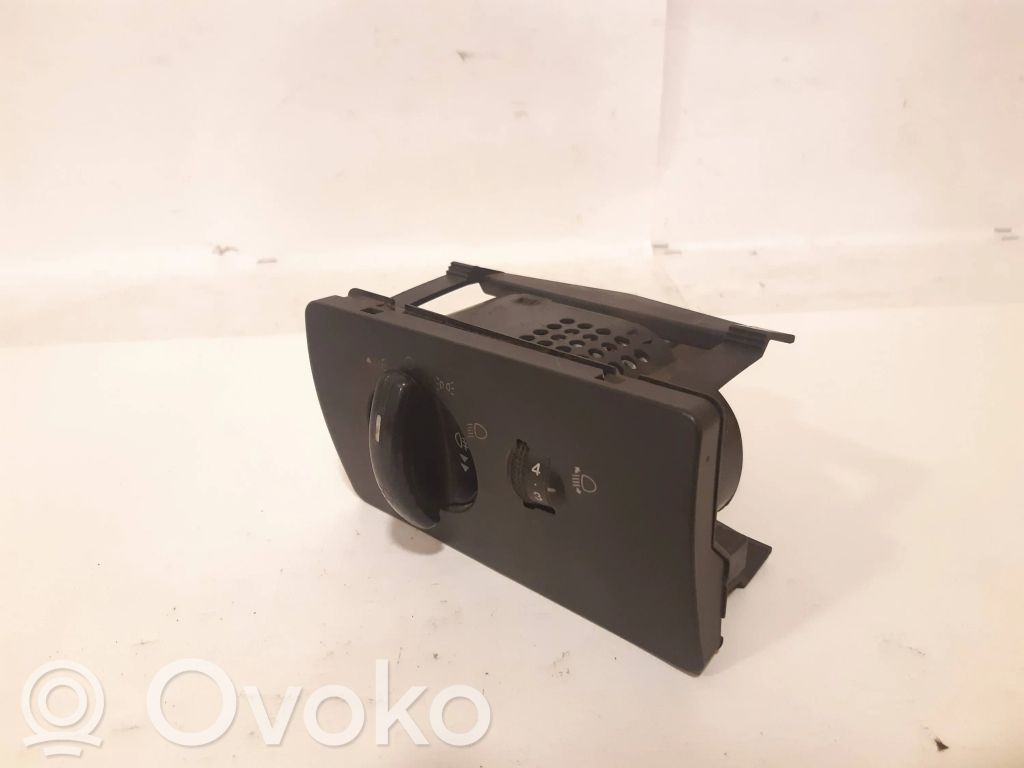 Ford Mondeo Mk III Light switch 