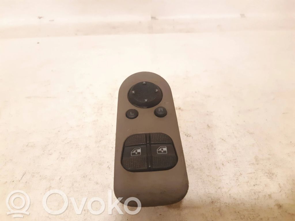 Ford Galaxy Electric window control switch 