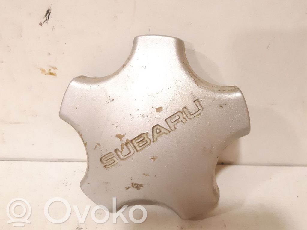 Subaru Impreza I Original wheel cap 
