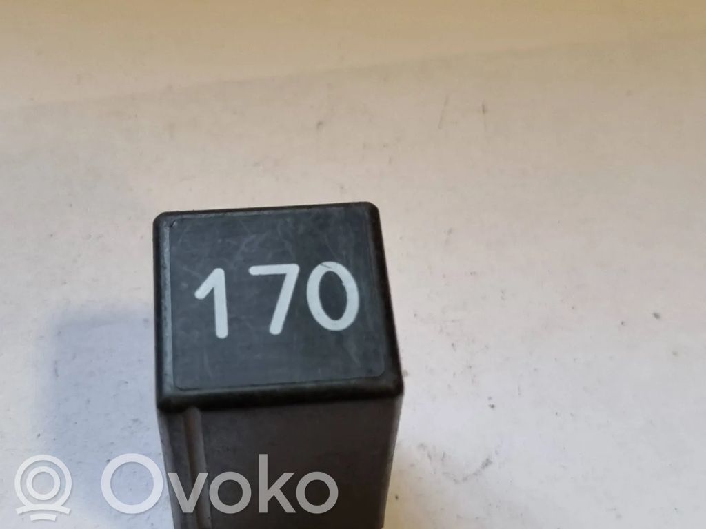 Audi A4 S4 B5 8D Other relay 