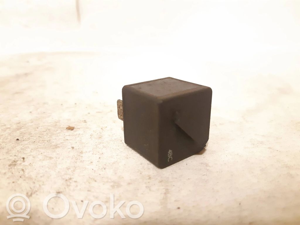 Ford Mondeo MK I Otros relés 