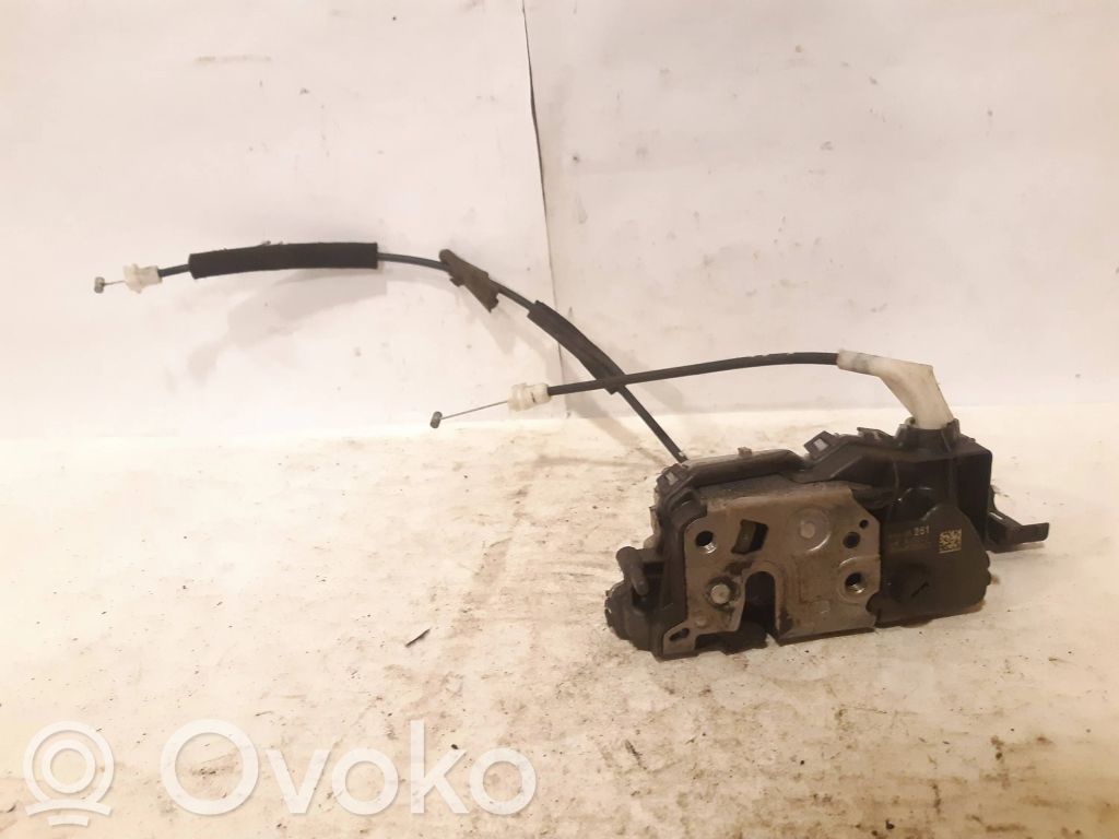 Citroen C3 Priekšpusē slēdzene 
