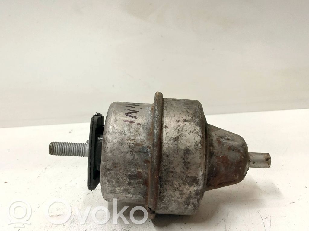 Mini One - Cooper R50 - 53 Engine mount bracket 