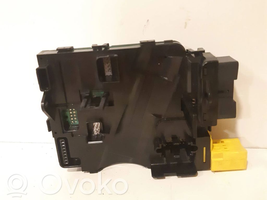 Volkswagen Golf V Steering angle sensor 