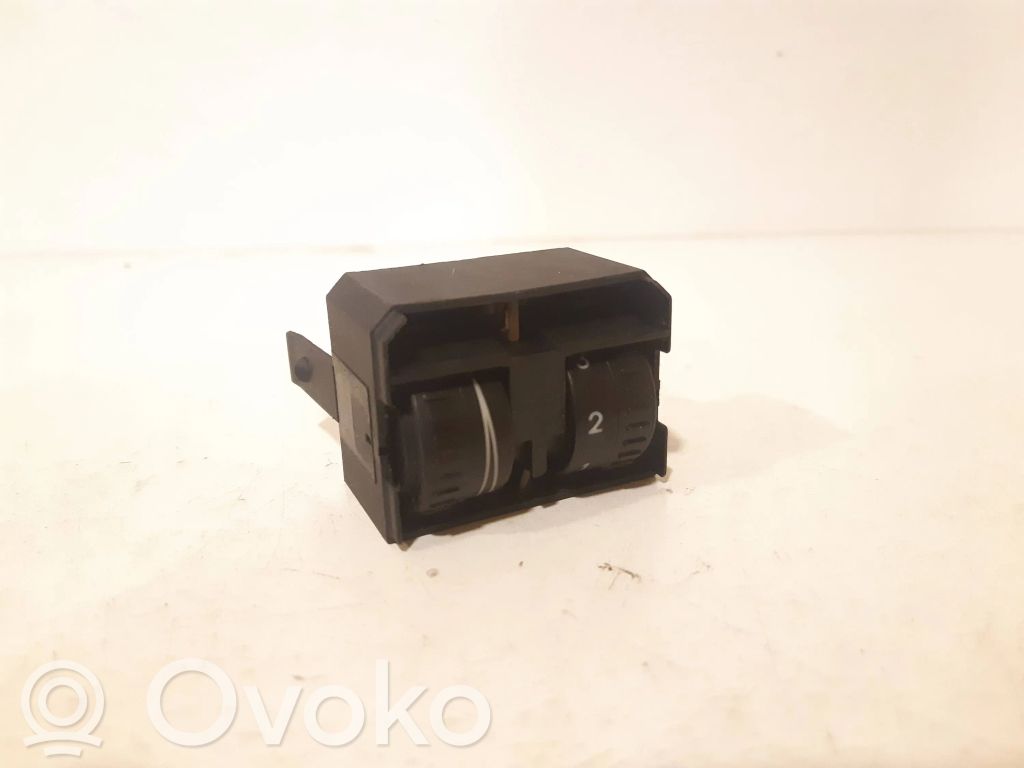 Volkswagen Caddy Headlight level height control switch 