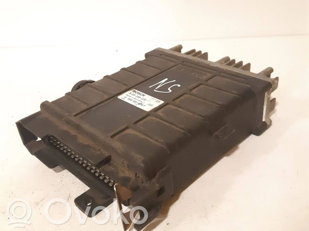 Engine control unit/module   893907404F,0261200228