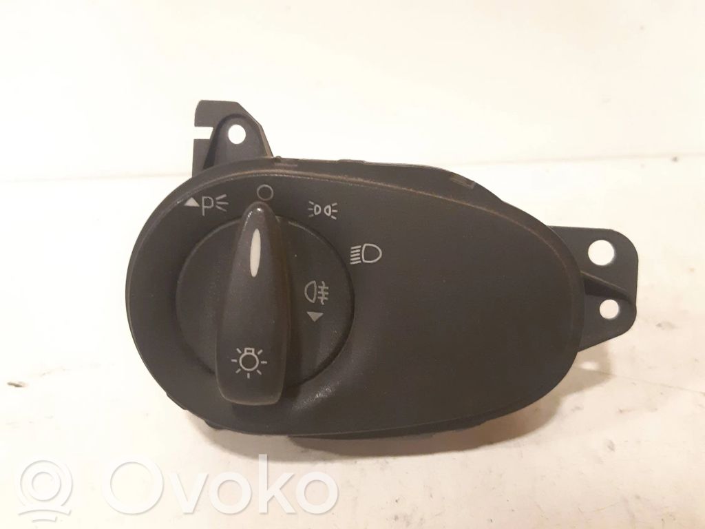 Ford Focus Light switch 