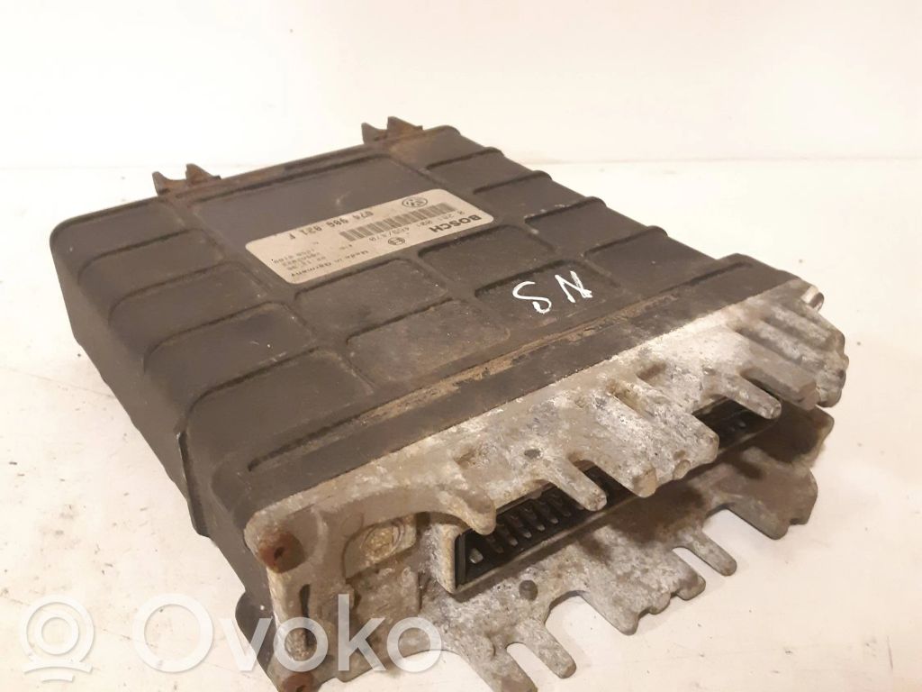 Volkswagen Transporter - Caravelle T4 Engine control unit/module 