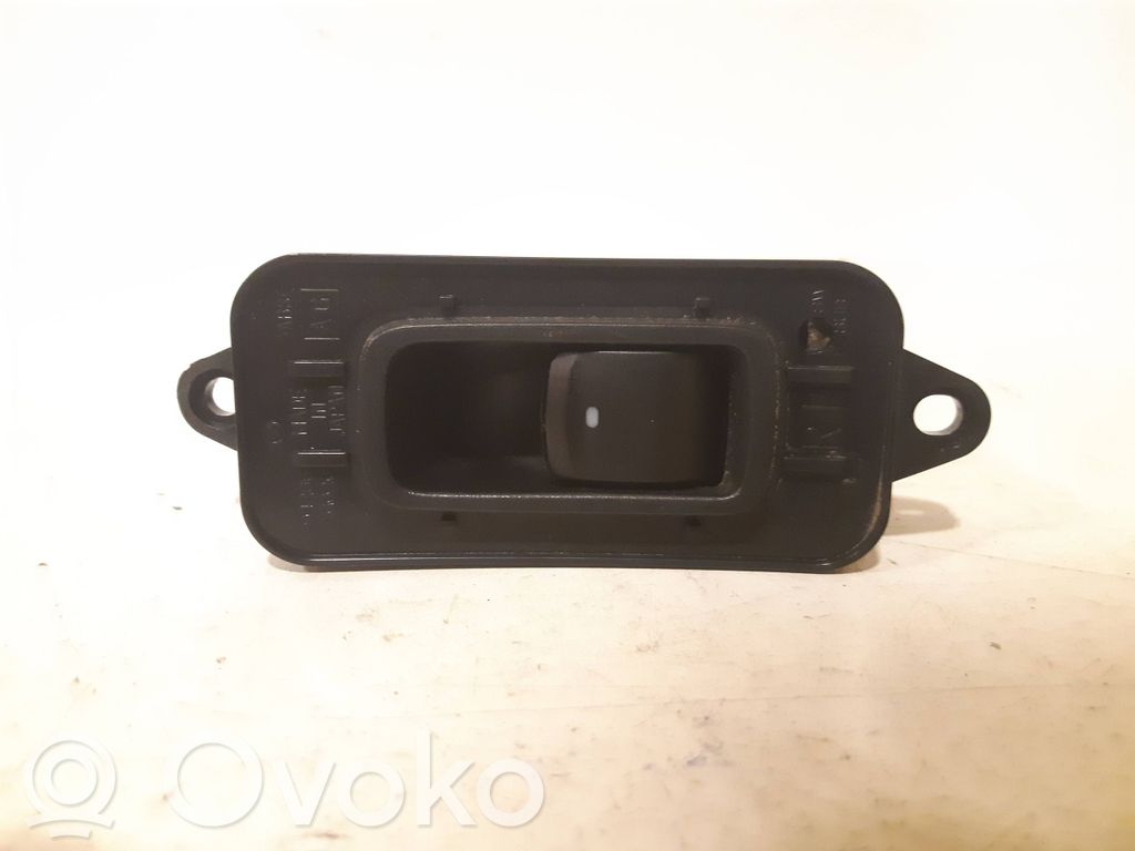 Subaru Legacy Electric window control switch 