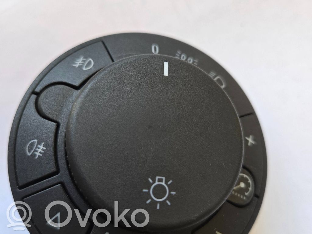 Opel Corsa D Light switch 