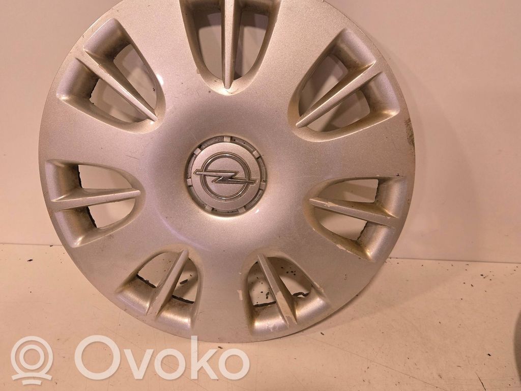 Opel Corsa D R15 wheel hub/cap/trim 